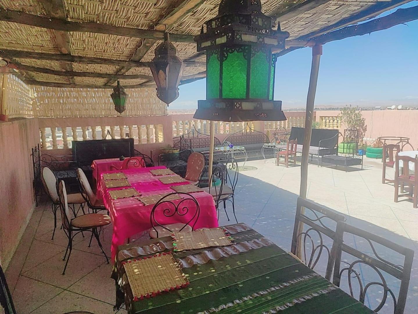 Hostel Afgo Rooftop Ouarzazate Buitenkant foto